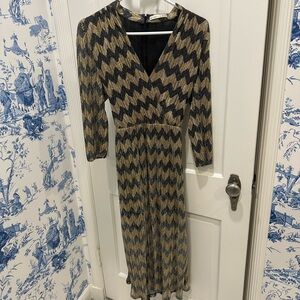 Chevron Patterned Black and Gold Dress